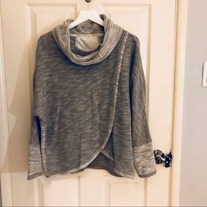 Light grey sweater